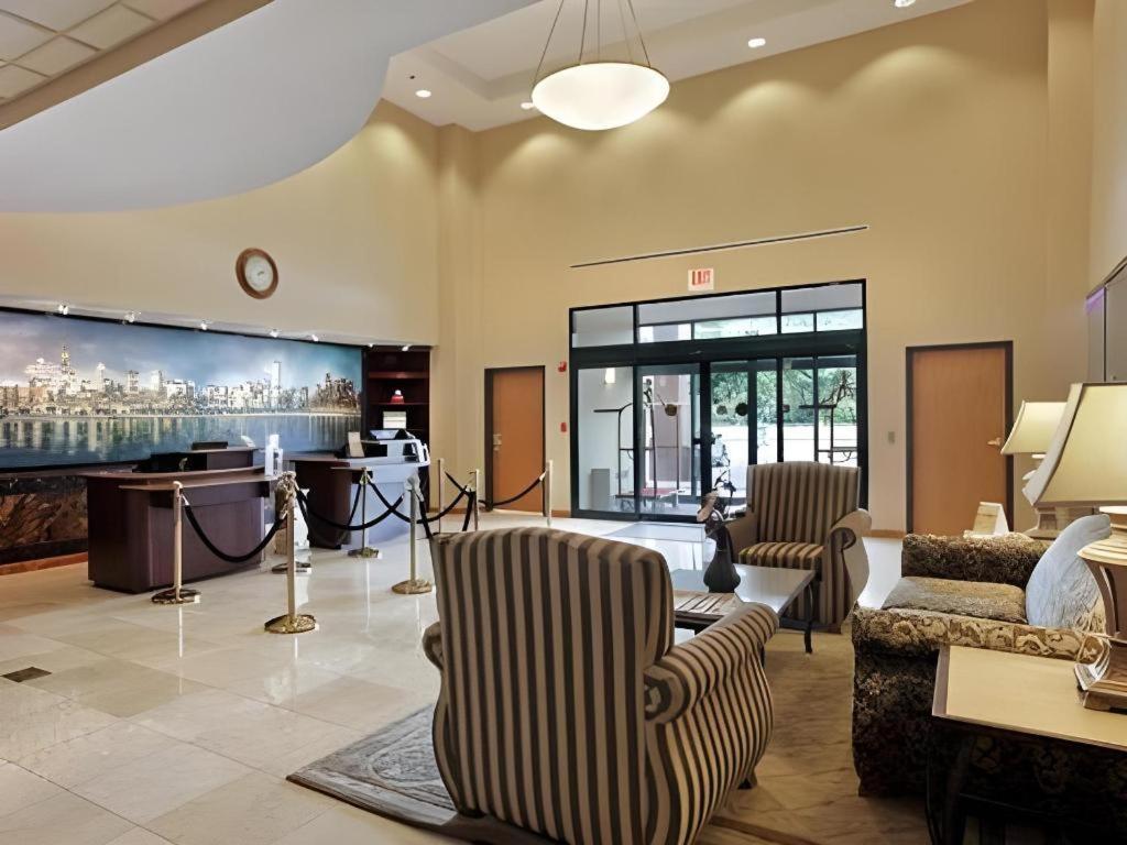 Comfort Inn & Suites Watford City Екстер'єр фото