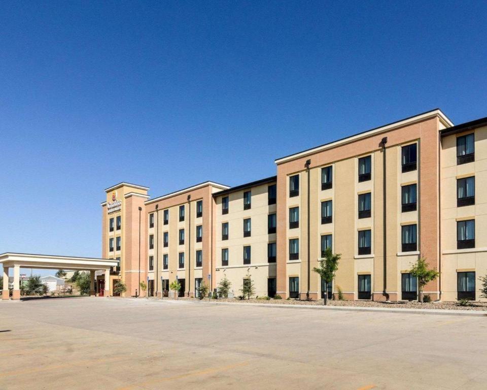 Comfort Inn & Suites Watford City Екстер'єр фото